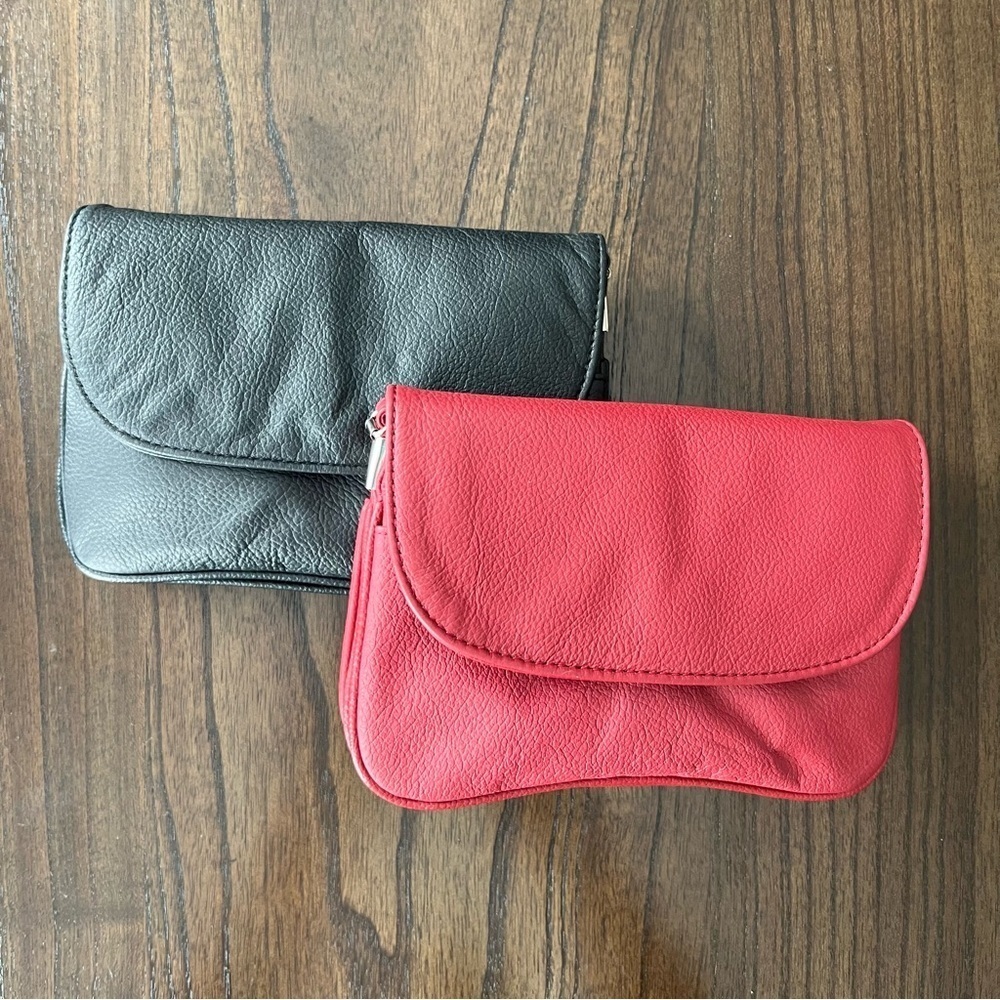 Bundle of Crossbody Purses (2) - Picture 3 of 9